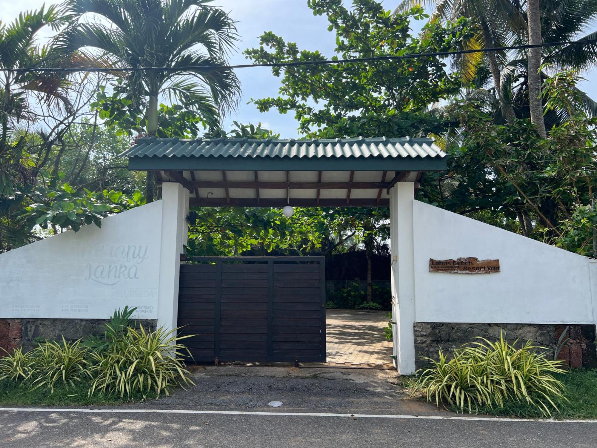 Lohas Beach Resort Villa Kalutara Exterior photo