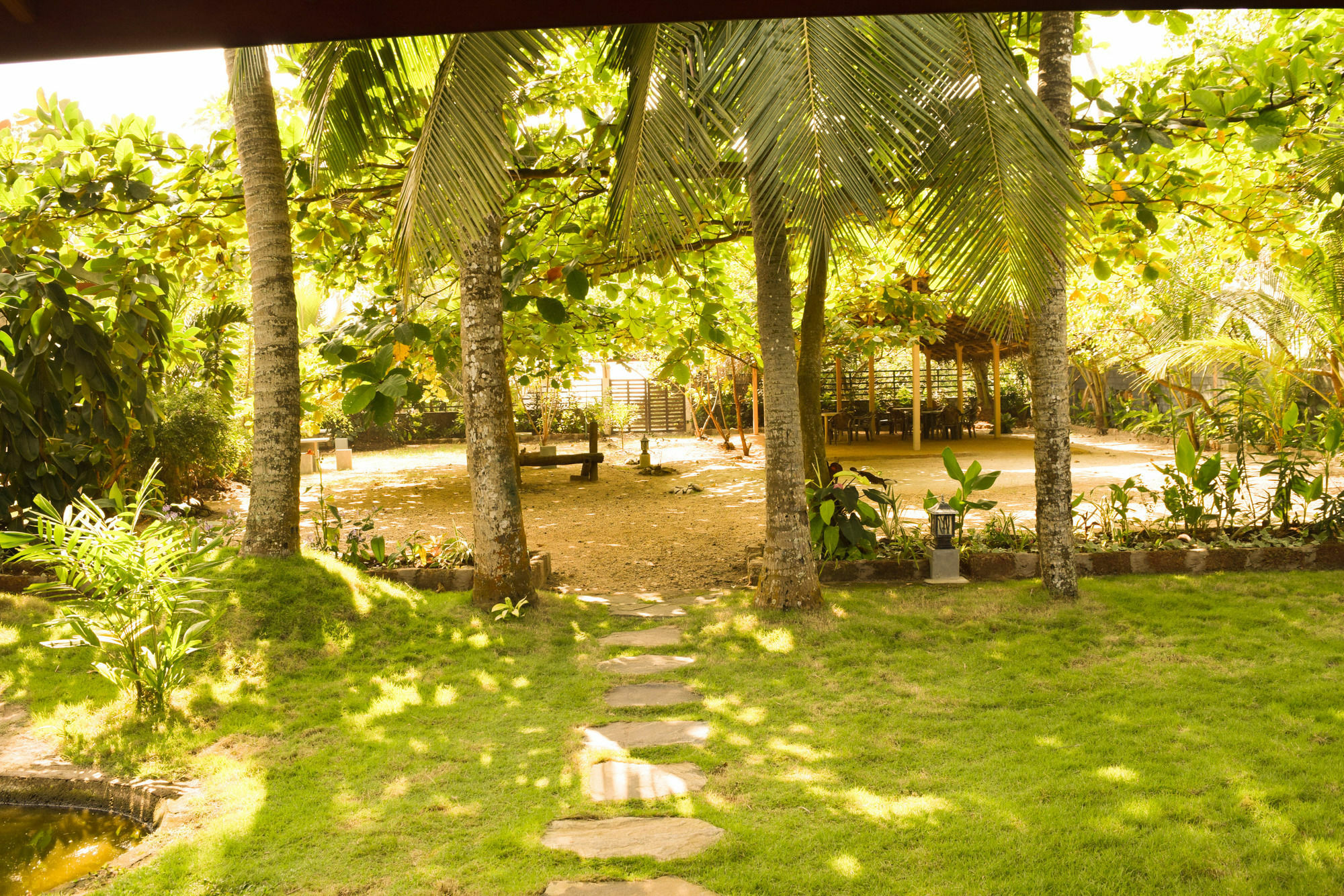 Lohas Beach Resort Villa Kalutara Exterior photo