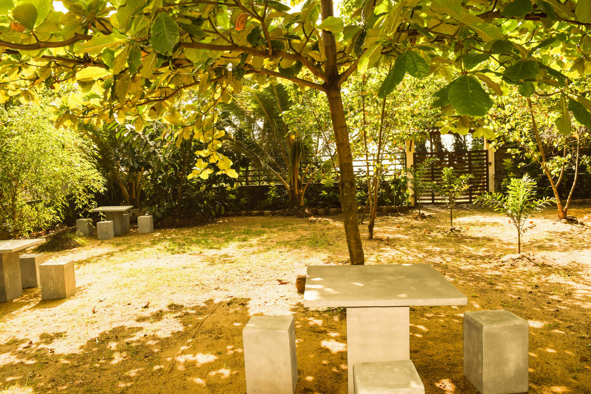 Lohas Beach Resort Villa Kalutara Exterior photo